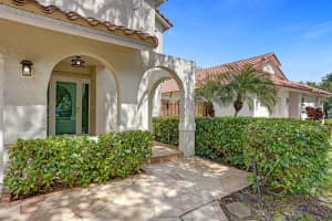 9821 5th Place, Plantation, FL 33324 - MLS#B26013654