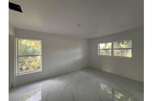 828 B Street, Lake Worth Beach, FL 33460 - MLS#B26013685