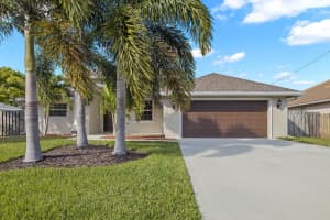 5957 Brenda Circle, Port Saint Lucie, FL 34986 - MLS#B26013704