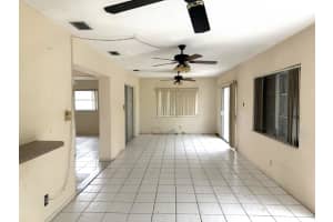 9210 73rd Street, Tamarac, FL 33321 - MLS#B26013705