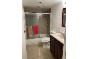 2821 Somerset Drive, Lauderdale Lakes, FL 33311 - MLS#B26013711