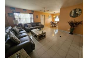 365 Brittany Avenue, Delray Beach, FL 33446 - MLS#B26013736