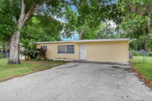 155 Meta Street, Fort Myers, FL 33905 - MLS#B26013760