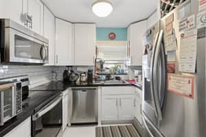 7860 44th Court, Coral Springs, FL 33065 - MLS#B26013766