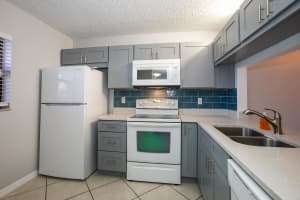 142 91st Avenue, Pembroke Pines, FL 33024 - MLS#B26013814