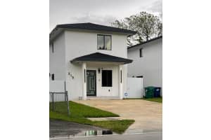 219 159th Street, Miami, FL 33162 - MLS#B26013821