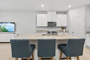 5696 Edgewater Circle, Stuart, FL 34997 - MLS#B26013851