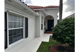 2023 Valencia Drive, Delray Beach, FL 33445 - MLS#B26013893