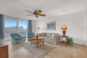 125 Ocean Avenue, Palm Beach Shores, FL 33404 - MLS#B26013922