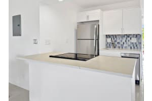 801 18th Court, Fort Lauderdale, FL 33305 - MLS#B26013947