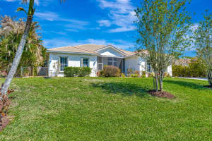 8431 Duncan Street, Hobe Sound, FL 33455 - MLS#B26013959