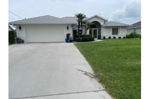 1618 Lexington Drive, Port Saint Lucie, FL 34953 - MLS#B26013995