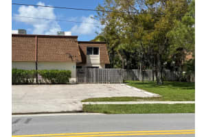 717 Ocean Avenue, Lantana, FL 33462 - MLS#B26014002