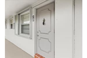 700 Layne Boulevard, Hallandale Beach, FL 33009 - MLS#B26014011