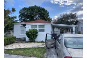 1022 17th Street, West Palm Beach, FL 33407 - MLS#B26014039