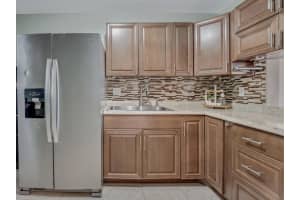 176 Lake Carol Drive, West Palm Beach, FL 33411 - MLS#B26014068