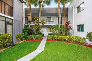 15054 Ashland Way, Delray Beach, FL 33484 - MLS#B26014131