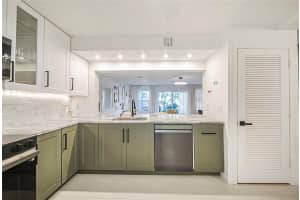 620 Tennis Club Drive, Fort Lauderdale, FL 33311 - MLS#B26014133