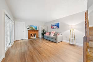 1802 18th Lane, Palm Beach Gardens, FL 33418 - MLS#B26014136