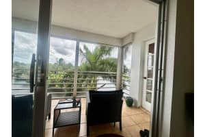 3010 Ne 16th Avenue 405, Oakland Park, Fl 33334, Oakland Park