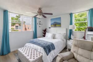 2801 Somerset Drive, Lauderdale Lakes, FL 33311 - MLS#B26014162