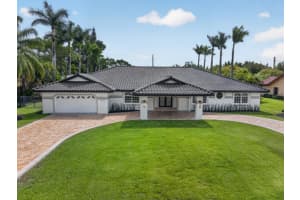 5510 Castlegate Avenue, Davie, FL 33331 - MLS#B26014171