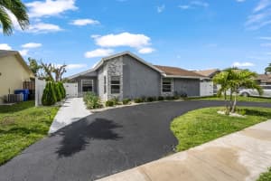 8200 Sw 3rd Court, North Lauderdale, Fl 33068, North Lauderdale