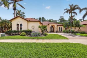 808 Classico Court, Port Saint Lucie, FL 34986 - MLS#B26014202