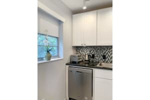 96 Hastings F, West Palm Beach, FL 33417, West Palm Beach, FL 33417 - MLS#B26014266