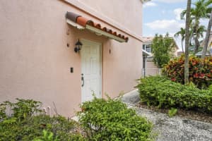 2052 Tarpon Lake Way, West Palm Beach, FL 33411 - MLS#B26014284