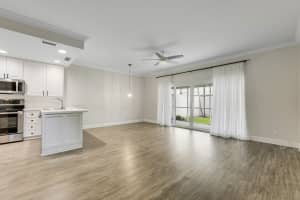2052 Tarpon Lake Way, West Palm Beach, FL 33411 - MLS#B26014284