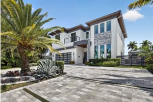 334 Isle Of Capri Drive, Fort Lauderdale, FL 33301 - MLS#B26014287