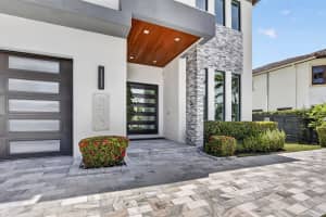 334 Isle Of Capri Drive, Fort Lauderdale, FL 33301 - MLS#B26014287