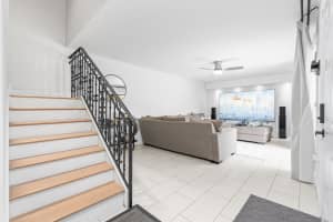 3611 36th Way, West Palm Beach, FL 33407 - MLS#B26014297