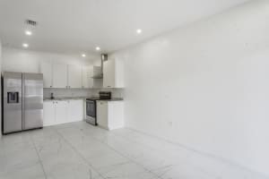 340 11th Avenue, Hallandale Beach, FL 33009 - MLS#B26014300