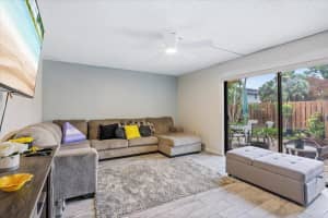 1170 6th Avenue, Vero Beach, FL 32960 - MLS#B26014331