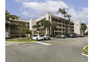 2705 104th Avenue, Sunrise, FL 33322 - MLS#B26014336