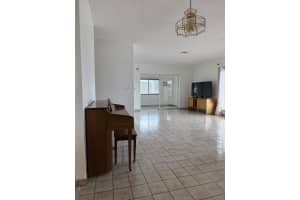 957 67th Street, Hialeah, FL 33012 - MLS#B26014360