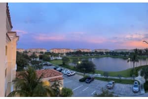 13 Harbour Isle Drive, Fort Pierce, FL 34949 - MLS#B26014402