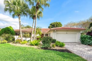 18 Bristol Lane, Boynton Beach, FL 33436 - MLS#B26014406