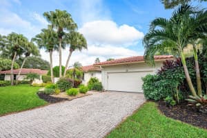 18 Bristol Lane, Boynton Beach, FL 33436 - MLS#B26014406
