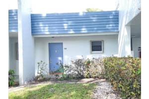 4575 Lucerne Lakes Boulevard W 104, Greenacres, Fl 33467, Greenacres