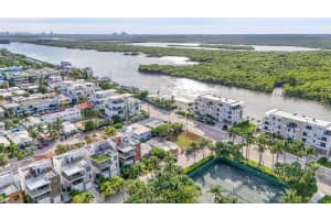 356 Balboa Street, Hollywood, FL 33019 - MLS#B26014457