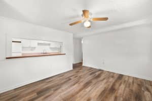 390 Baysinger Avenue, Fort Pierce, FL 34982 - MLS#B26014473