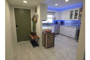 9501 Sunrise Lakes Boulevard, Sunrise, FL 33322 - MLS#B26014484