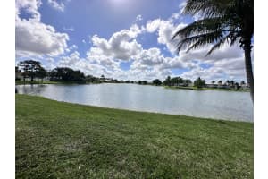 6695 Lake Loran Way, Greenacres, FL 33467 - MLS#B26014497