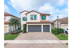 8775 E Baypoint Circle, Parkland