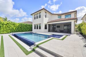 8775 Baypoint Circle, Pompano Beach, FL 33076 - MLS#B26014501