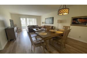 7006 Huntington Lane, Delray Beach, FL 33446 - MLS#B26014530