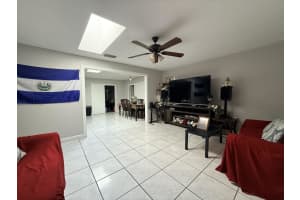 4904 Myrtle Drive, Fort Pierce, FL 34982 - MLS#B26014536